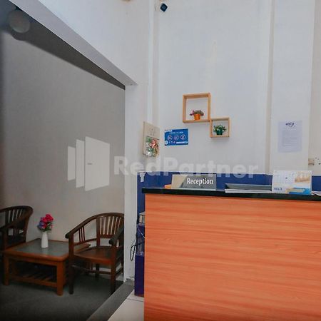 Ungu Kangen Hotel Bogor Mitra Reddoorz エクステリア 写真