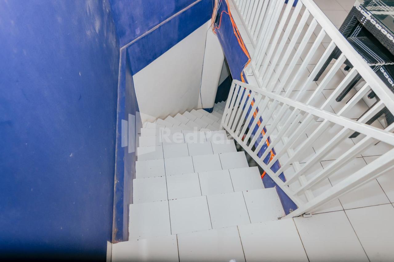 Ungu Kangen Hotel Bogor Mitra Reddoorz エクステリア 写真