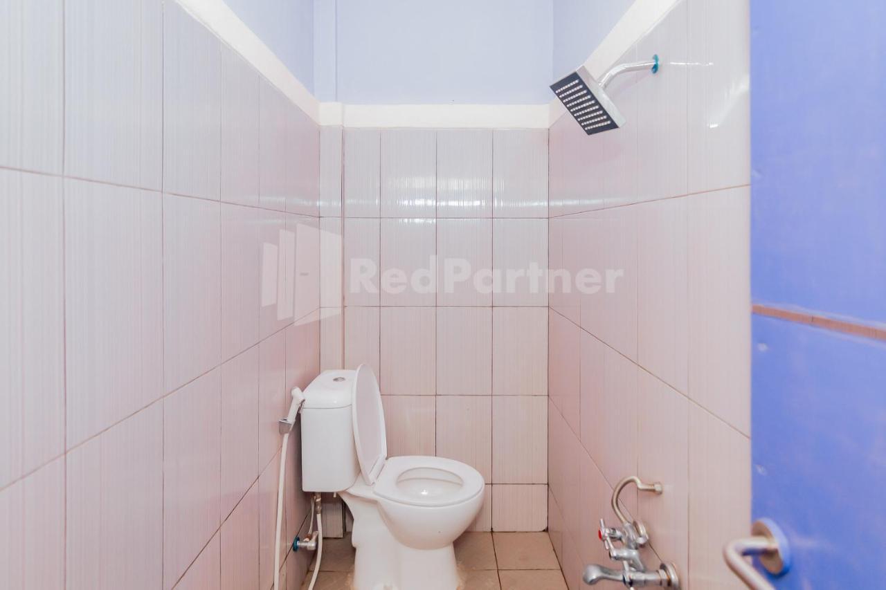 Ungu Kangen Hotel Bogor Mitra Reddoorz エクステリア 写真