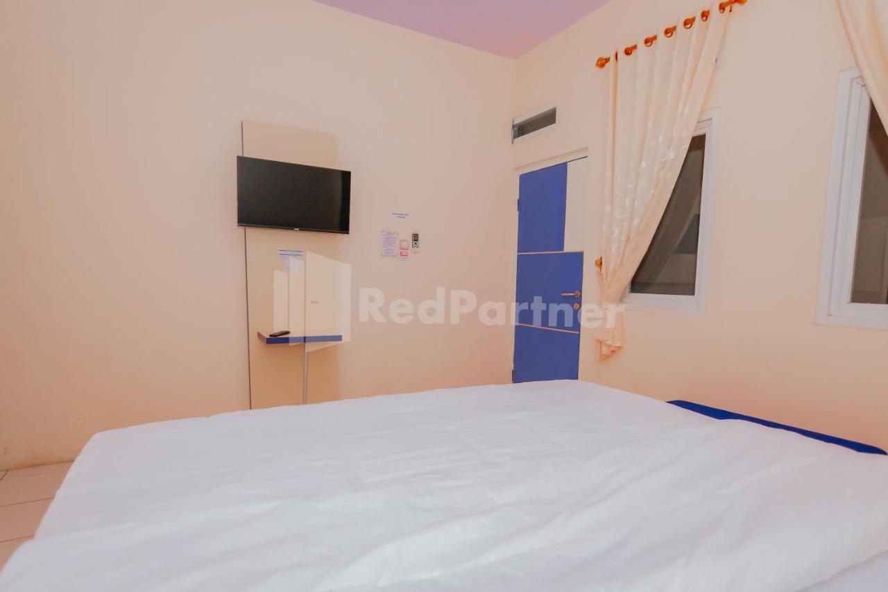 Ungu Kangen Hotel Bogor Mitra Reddoorz エクステリア 写真
