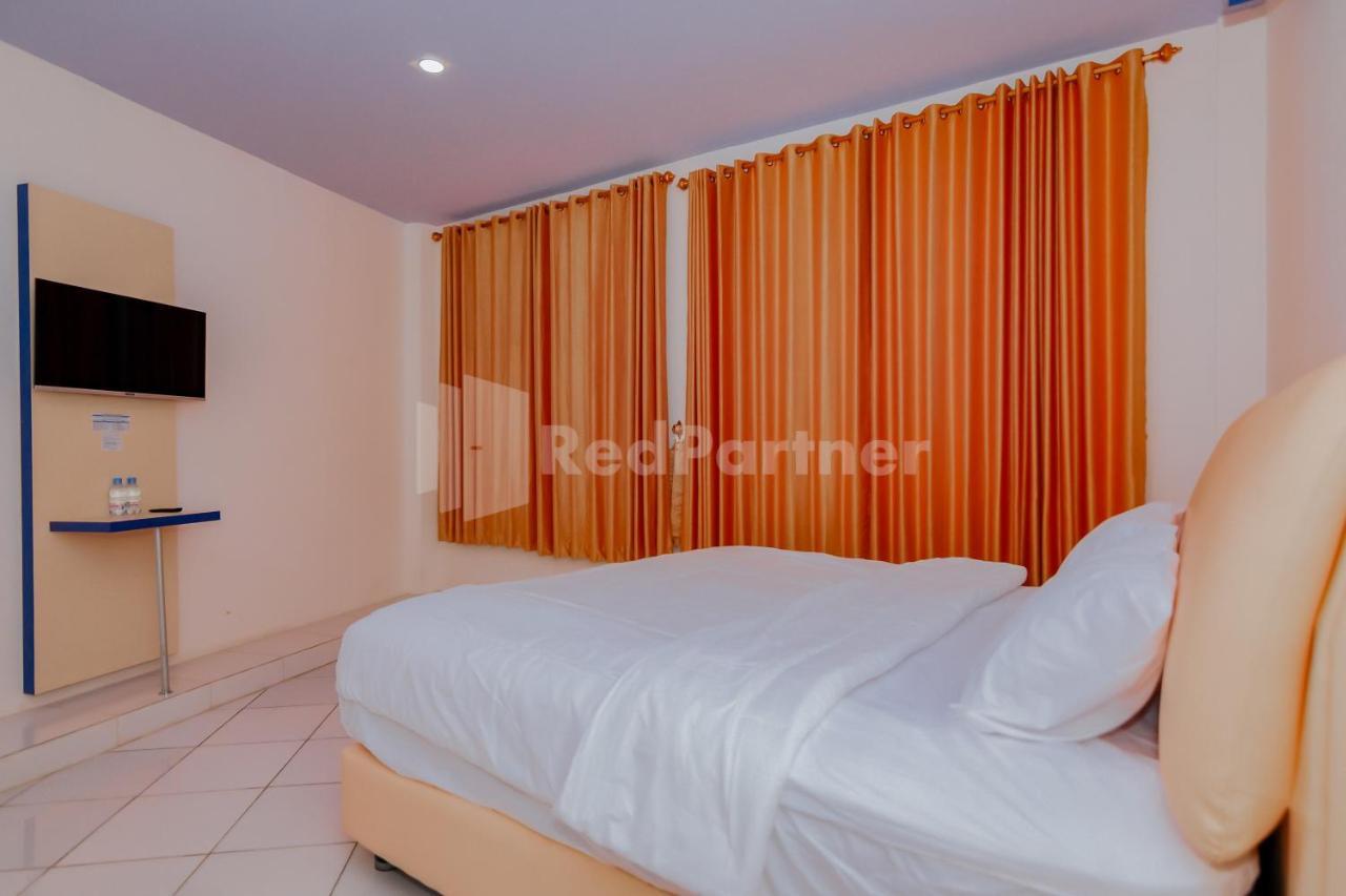 Ungu Kangen Hotel Bogor Mitra Reddoorz エクステリア 写真